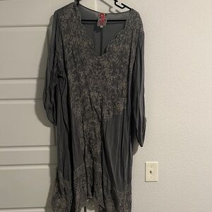 Johnny Was Gray Floral Embroidered Dress